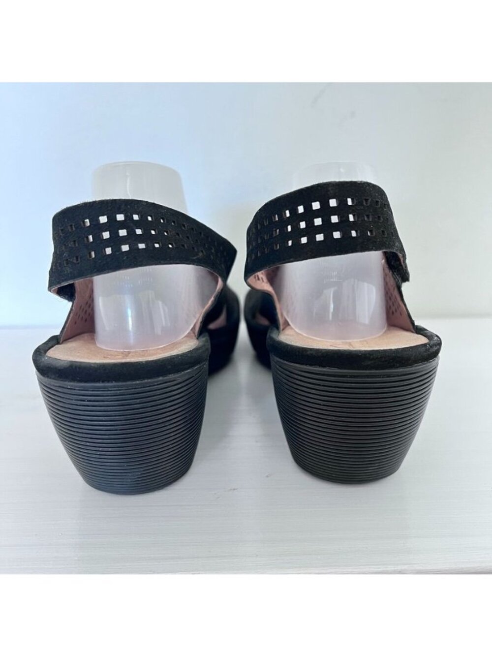 Clarks Artisan Clarene Award Sandals 8M Black Nubuck Wedge Slingback Adjustable - Picture 3 of 12